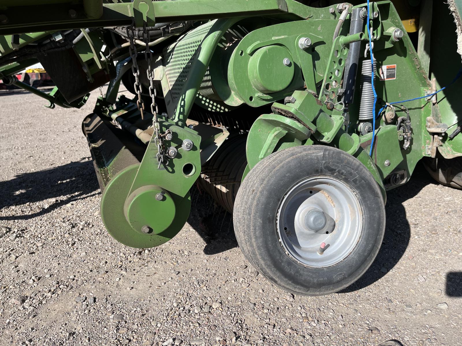 ./imagenes/INVOICE/2019/17593/EMPACADORA KRONE BIG PACK 1290 HDP (11).JPG